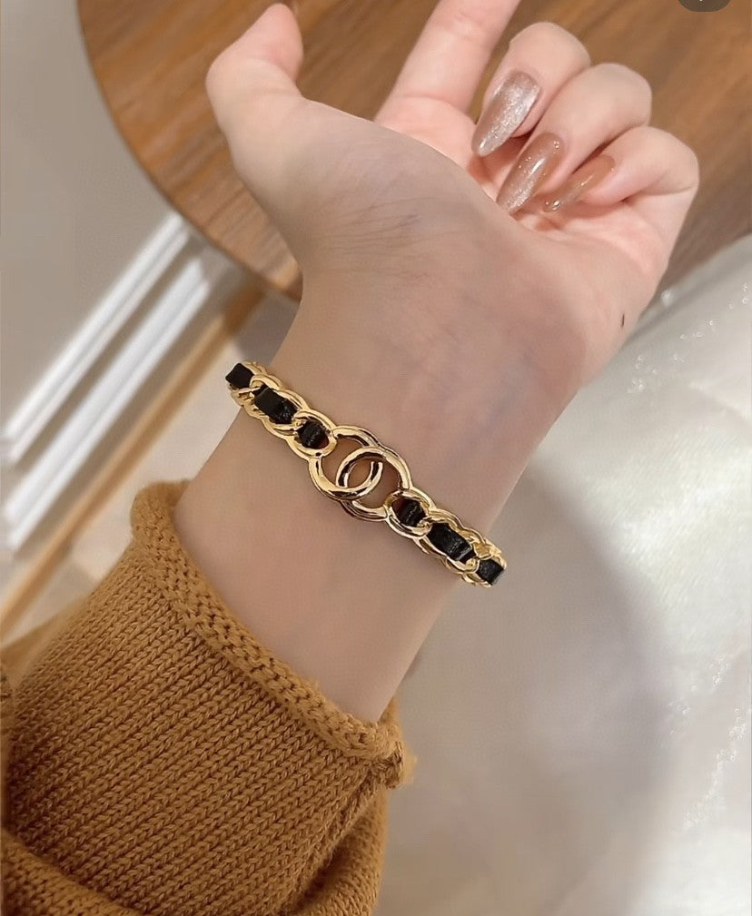 [Luxery]Double C Open Bangle
