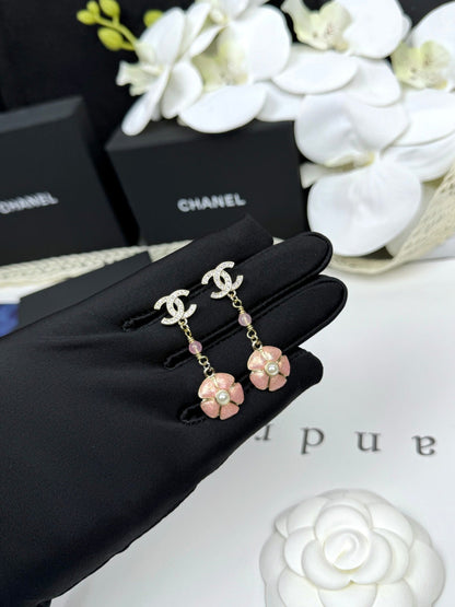 [Luxery]26C Pink Camellia Enamel Pendant with Double C Earrings