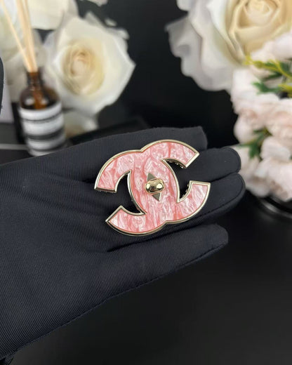 [Luxery]Pink Resin Classic Brooch 5cm