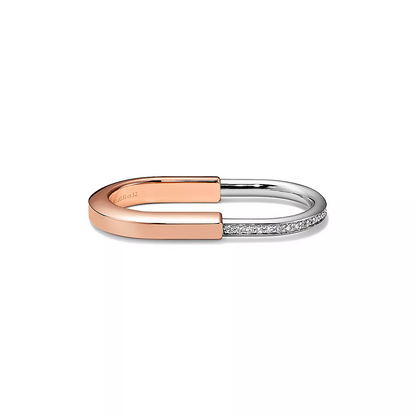 {
  "⭐Luxery Jewels": "⭐ラグジュアリー・ジュエルズ",
  "LOCK RING TOW-FINGER ROSE AND WHITE GOLD DIAMONDS": "ロックリング トゥーフィンガー ローズ＆ホワイトゴールド ダイヤモンド"
}