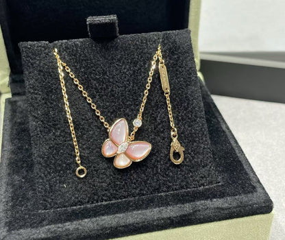 [Luxery]BUTTERFLY PINK MOTHER-OF-PEARL DIAMOND NECKLACE