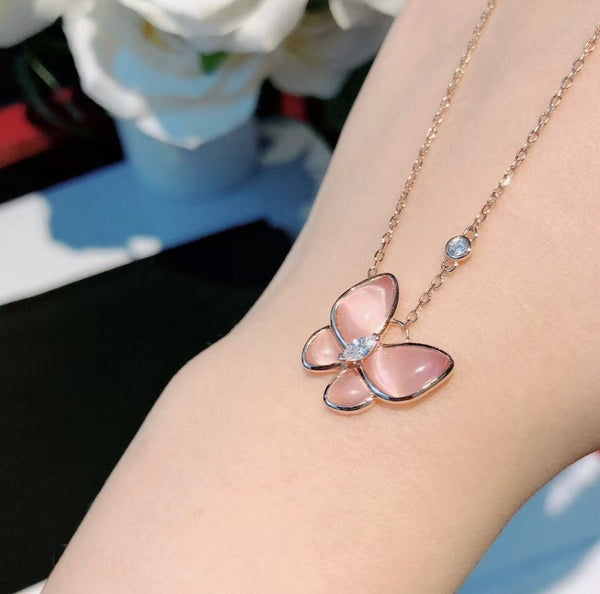 [Luxery]BUTTERFLY PINK MOTHER-OF-PEARL DIAMOND NECKLACE