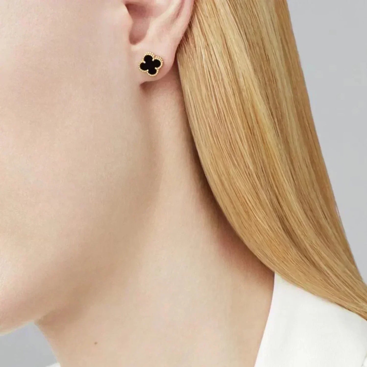 [Luxery]CLOVER MINI 9.5MM BLACK MOP EARRINGS