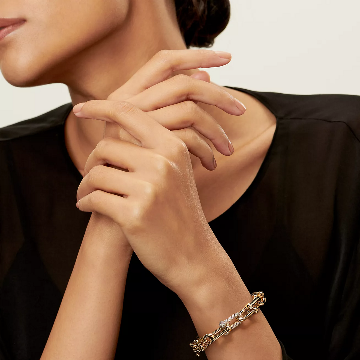[⭐Luxery Jewels]HARDWEAR ARMBAND MIT GROSSEN GLIEDERN, GOLD UND DIAMANTEN