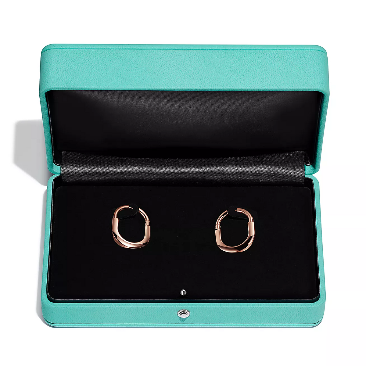 {
  "[⭐Luxery Jewels]LOCK MEDIUM PINK DIAMOND PINK GOLD EARRINGS": "[⭐Luxery Jewels]LOCK MITTLERE OHRRINGE AUS ROSADIAMANTEN UND ROSÉGOLD"
}