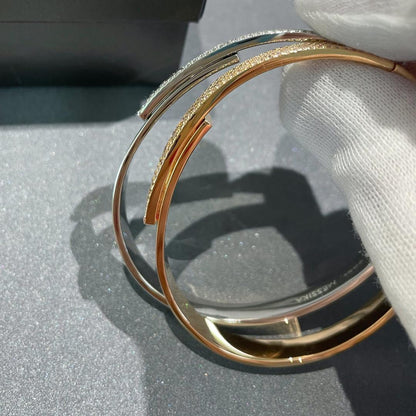 {
  "[⭐Luxery]Move Noa Rose Gold Pavé Diamond Bangle Bracelet": "[⭐ラグジュアリー] ムーヴ ノア ローズゴールド パヴェダイヤモンド バングルブレスレット"
}