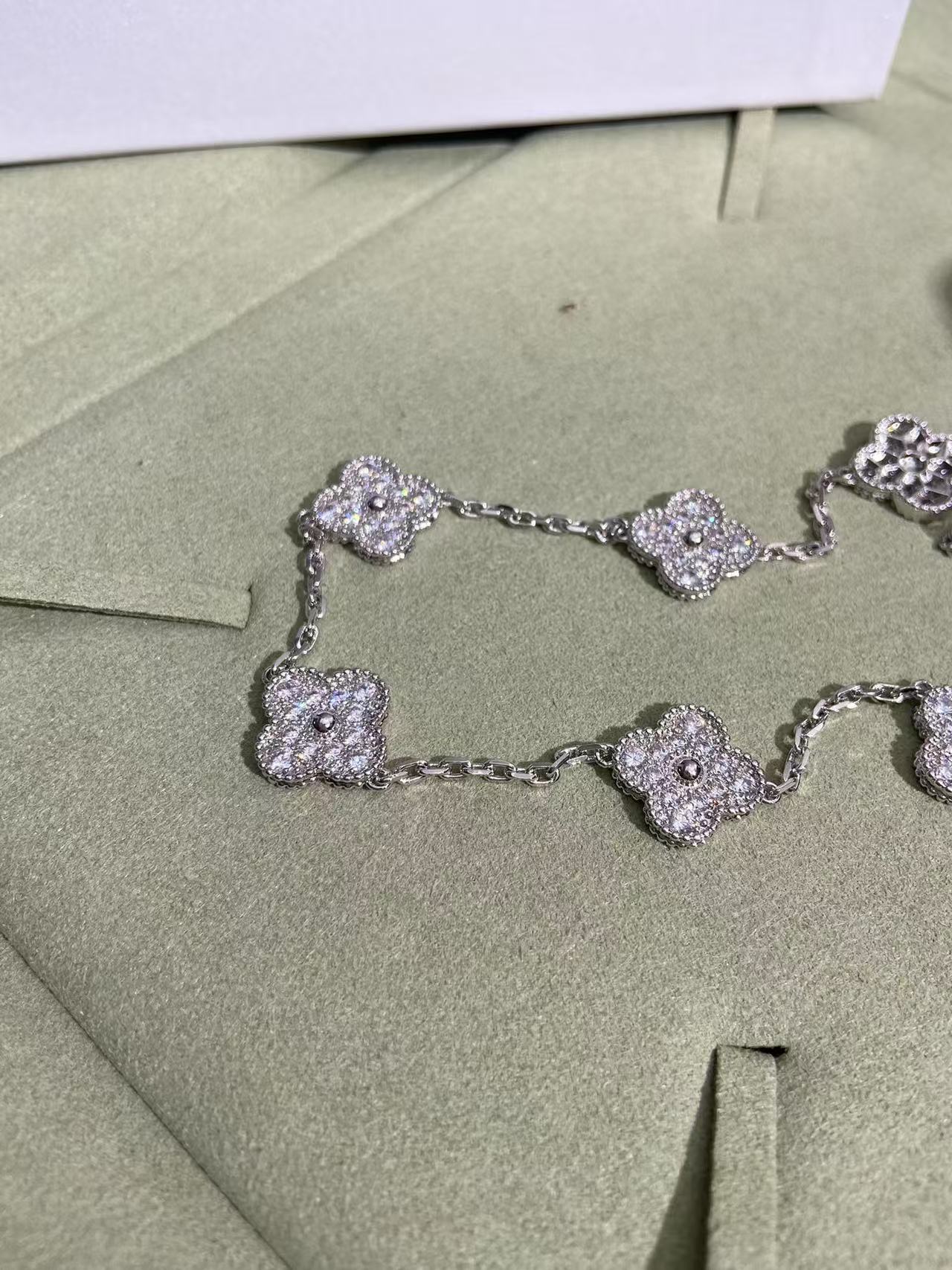 [Luxery Jewelry]CLOVER 10 MOTIFS  FULL DIAMOND NECKLACE
