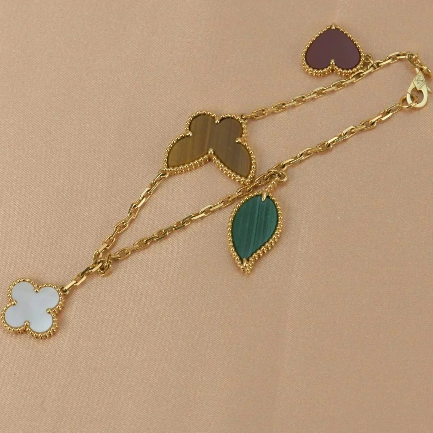 [Luxery]LUCKY SPRING 5 MOTIF GOLD BRACELET