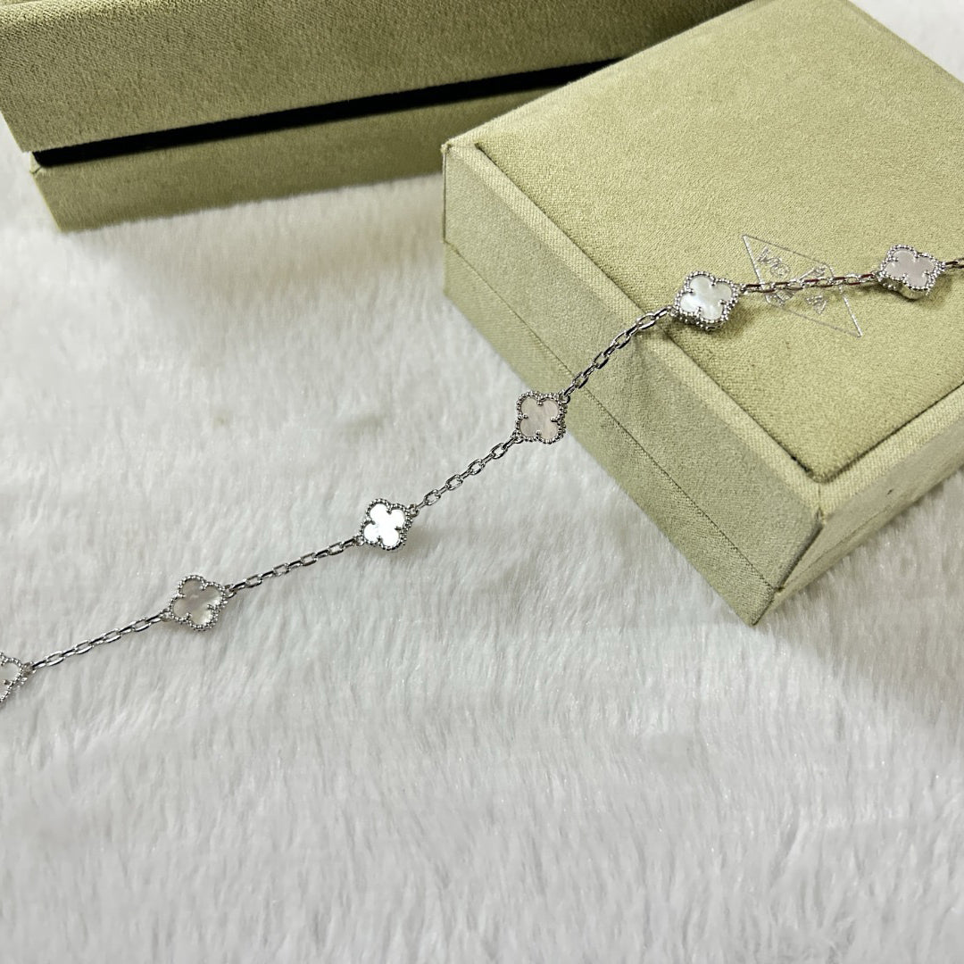 [Luxery]CLOVER 6 MOTIF WHITE MOP BRACELET-w