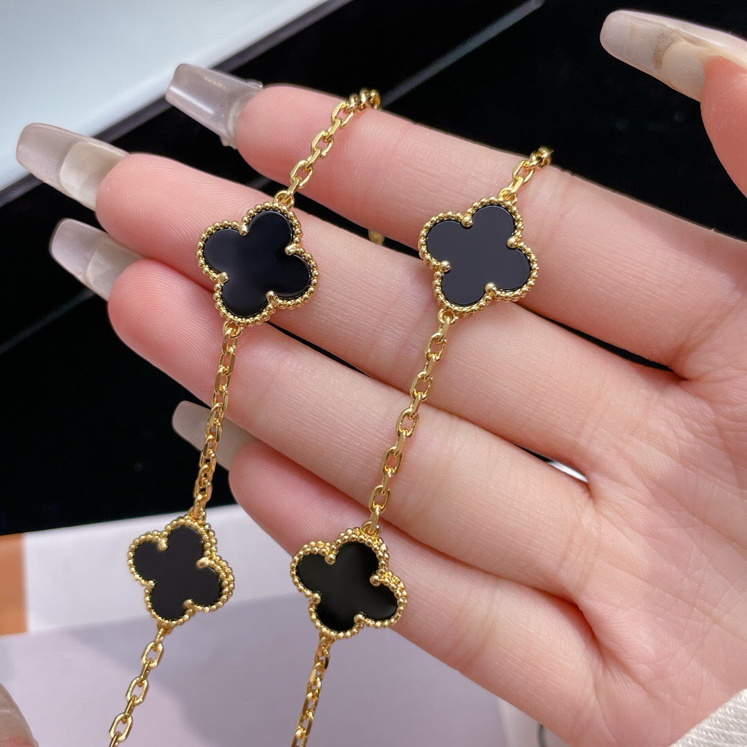 [Luxery]CLOVER 10 MOTIFS ONYX NECKLACE