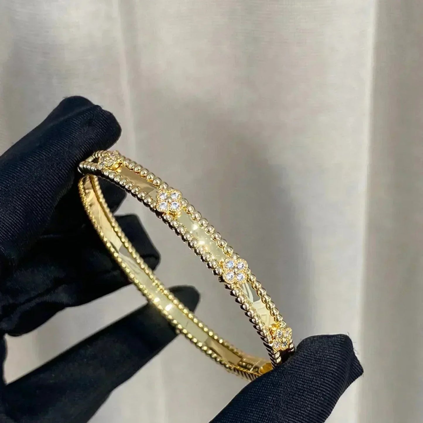 [Luxery]CLOVER BRACELET 4MM DIAMONDS