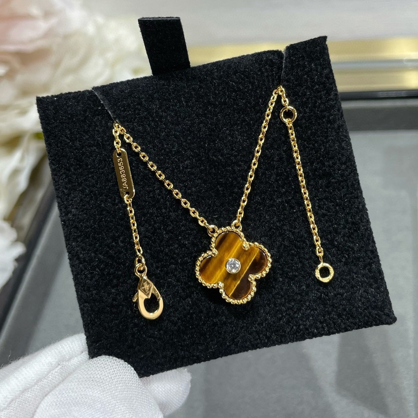 [Luxery]CLOVER 15MM DIAMOND AND YELLOW TIGER'S EYE AGATE necklace
