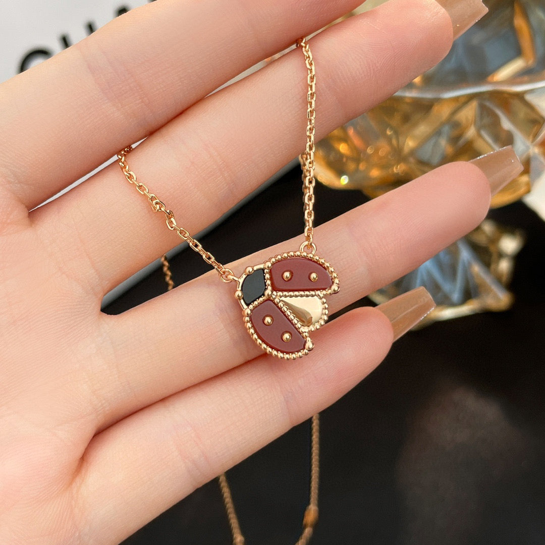 [Luxery]LUCKY  CARNELIANS LADYBUG NECKLACE