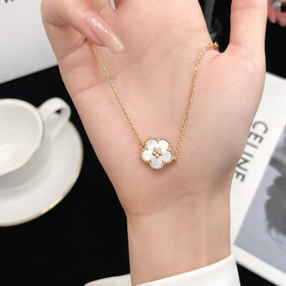 [Luxery]LUCKY WHITE MOP PLUM BLOSSOM  BRACELET