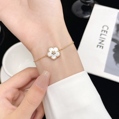 [Luxery]LUCKY WHITE MOP PLUM BLOSSOM  BRACELET