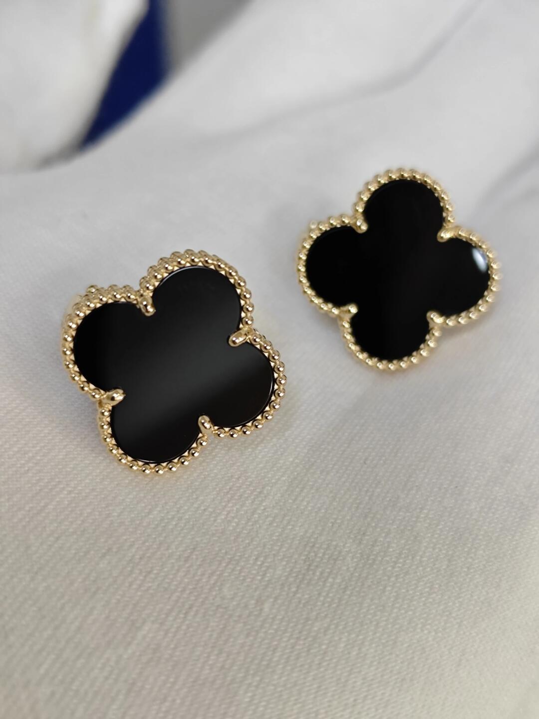 [Luxery]CLOVER 20MM BLACK MOP EARRINGS