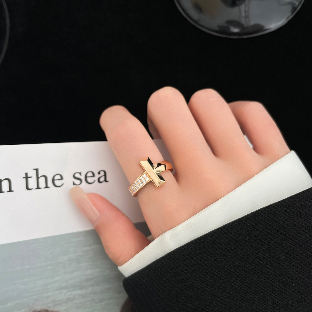 [⭐Luxery Jewels]T WIDE DIAMOND RING