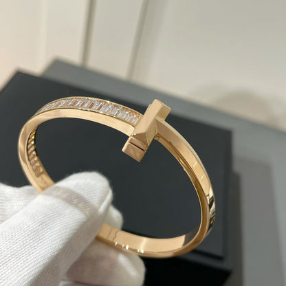 [⭐Luxery Jewels]バゲットダイヤモンド付きワイドヒンジバングル ピンクゴールド