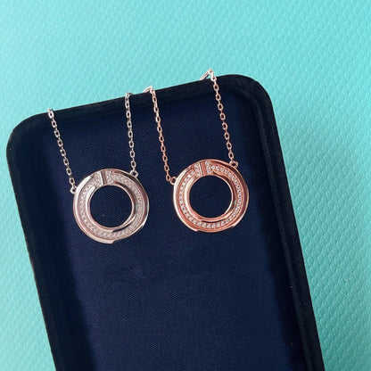 [⭐Luxery Jewels]DIAMOND AND MOTHER OF PEARL CIRCLE PENDANT