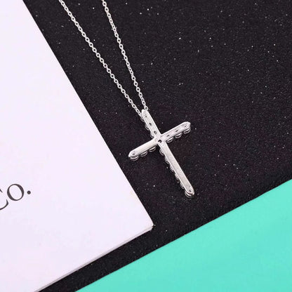 {
  "⭐Luxery Jewels": "⭐ラグジュアリー・ジュエルズ",
  "MOISSANITE STONE CROSS PENDANT NECKLACE SIMULATED DIAMOND CROSS CHOKER": "モアサナイト・ストーン・クロス・ペンダント・ネックレス　シミュレーテッド・ダイヤモンド・クロス・チョーカー"
}