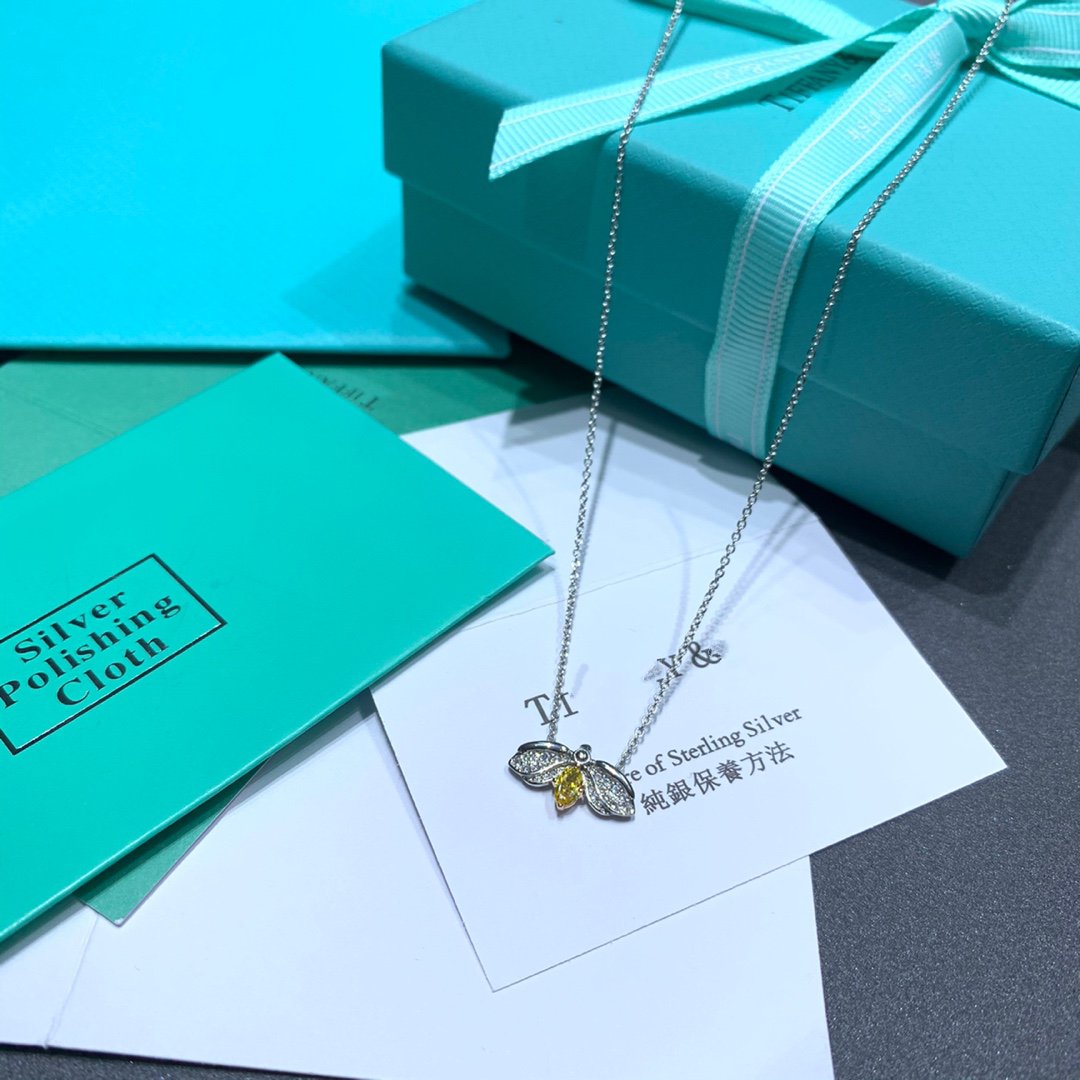 [⭐Luxery Jewels]PAPER FLOWERS YELLOW DIAMOND FIREFLY PENDANT