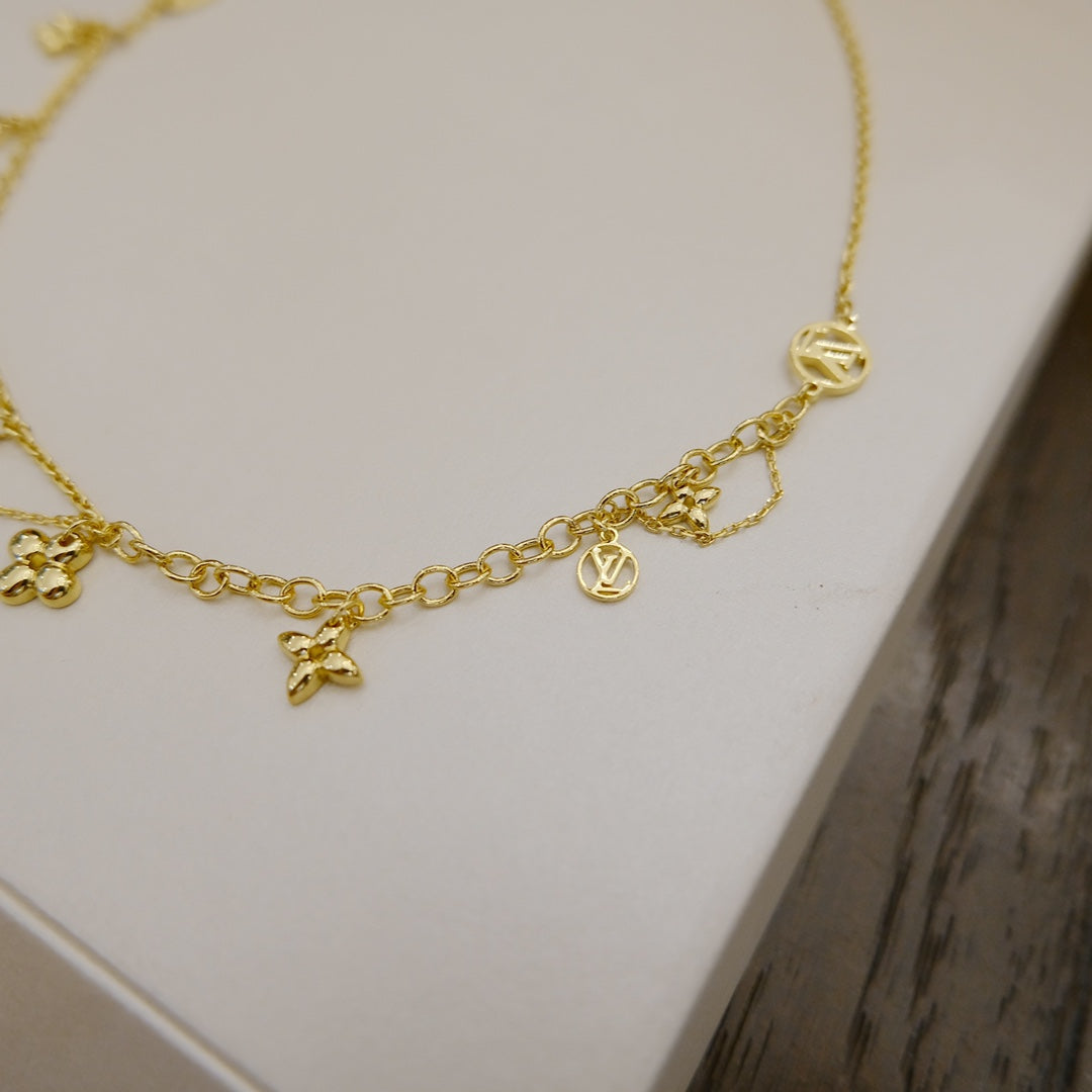 [Luxery]BLOOMING SUPPLE NECKLACE BRASS