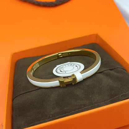 [Luxery]CLASSIC HM CLIC WHITE 8MM ENAMEL BRACELET