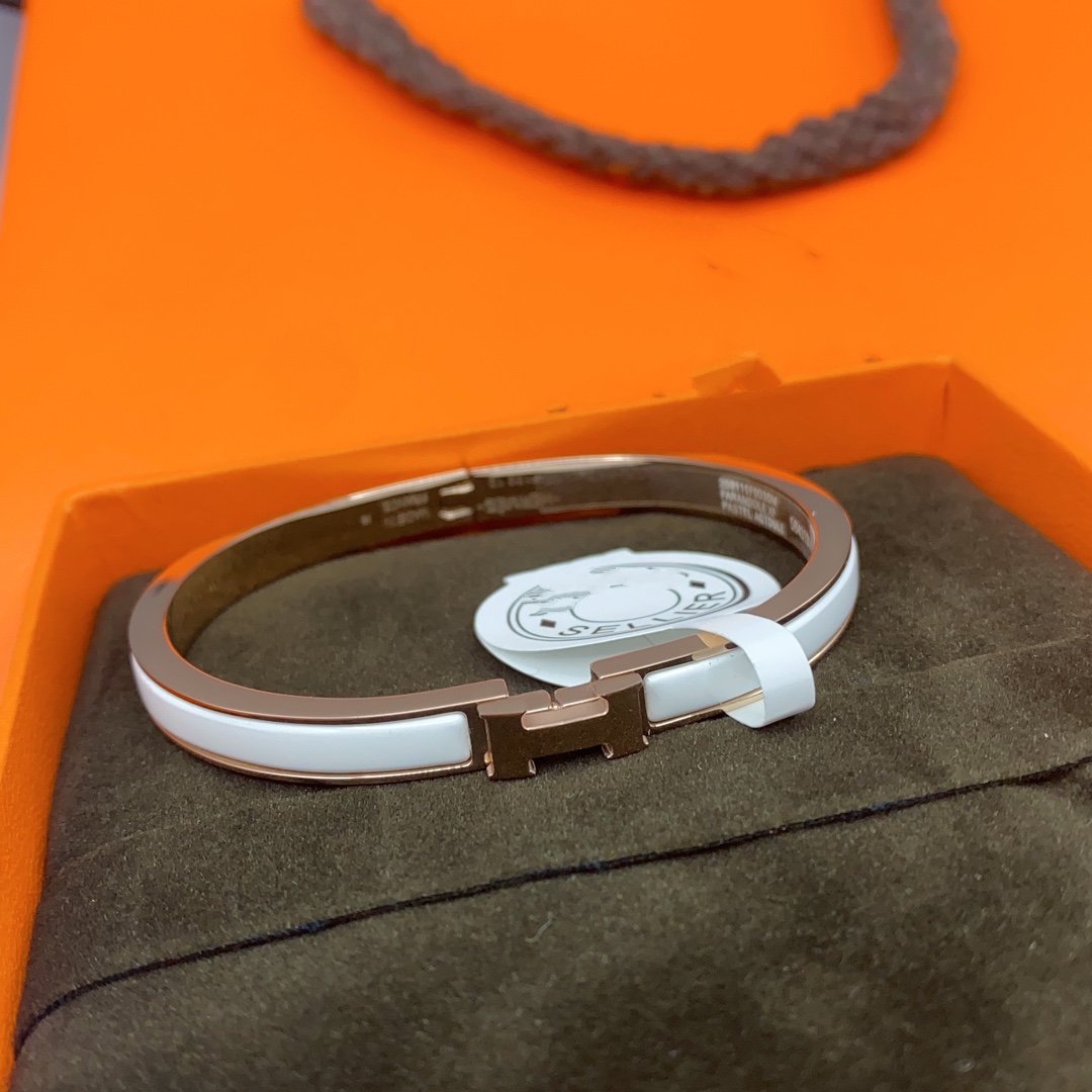 [Luxery]CLASSIC HM CLIC WHITE 8MM ENAMEL BRACELET