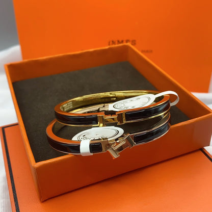 [Luxery]CLASSIC HM CLIC BLACK 8MM ENAMEL BRACELET