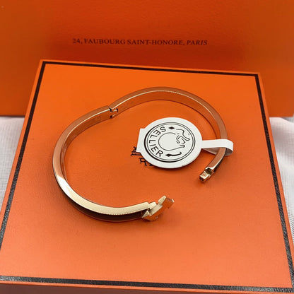 [Luxery]CLASSIC HM CLIC BLACK 8MM ENAMEL BRACELET