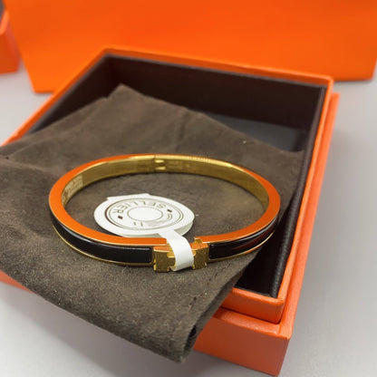 [Luxery]CLASSIC HM CLIC BLACK 8MM ENAMEL BRACELET