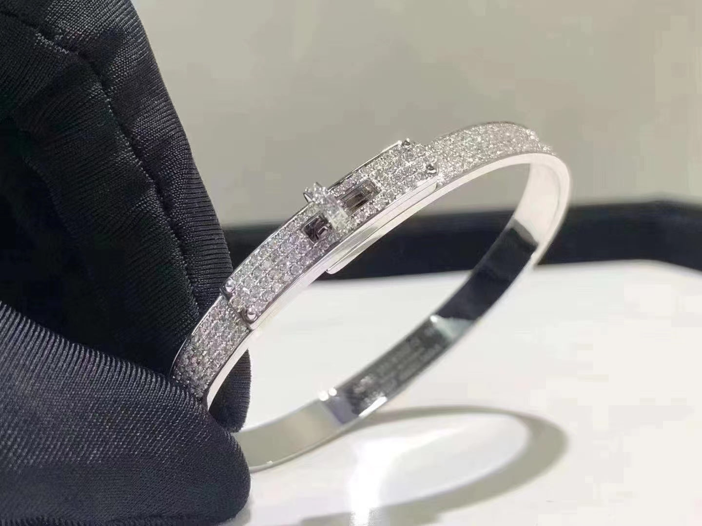[Luxery]HM KELLY BRACELET IN SILVER AND FULL PAVE DIAMOND