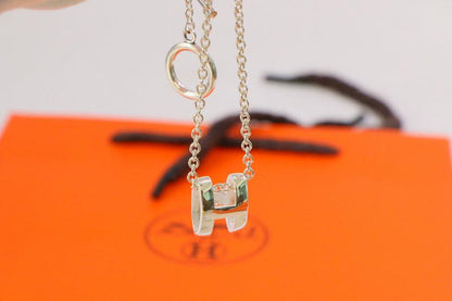 [Luxery]HM NECKLACE H LETTER OVAL SERIES
