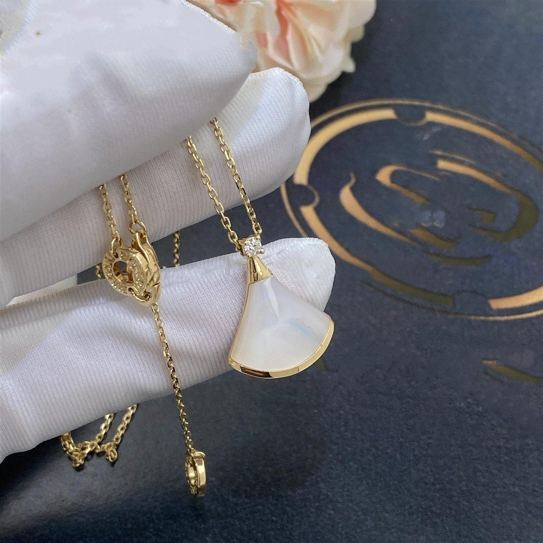 [⭐Luxus]DREAM HALSKETTE WEISSES PERLMUTT GOLD 1 DIAMANT