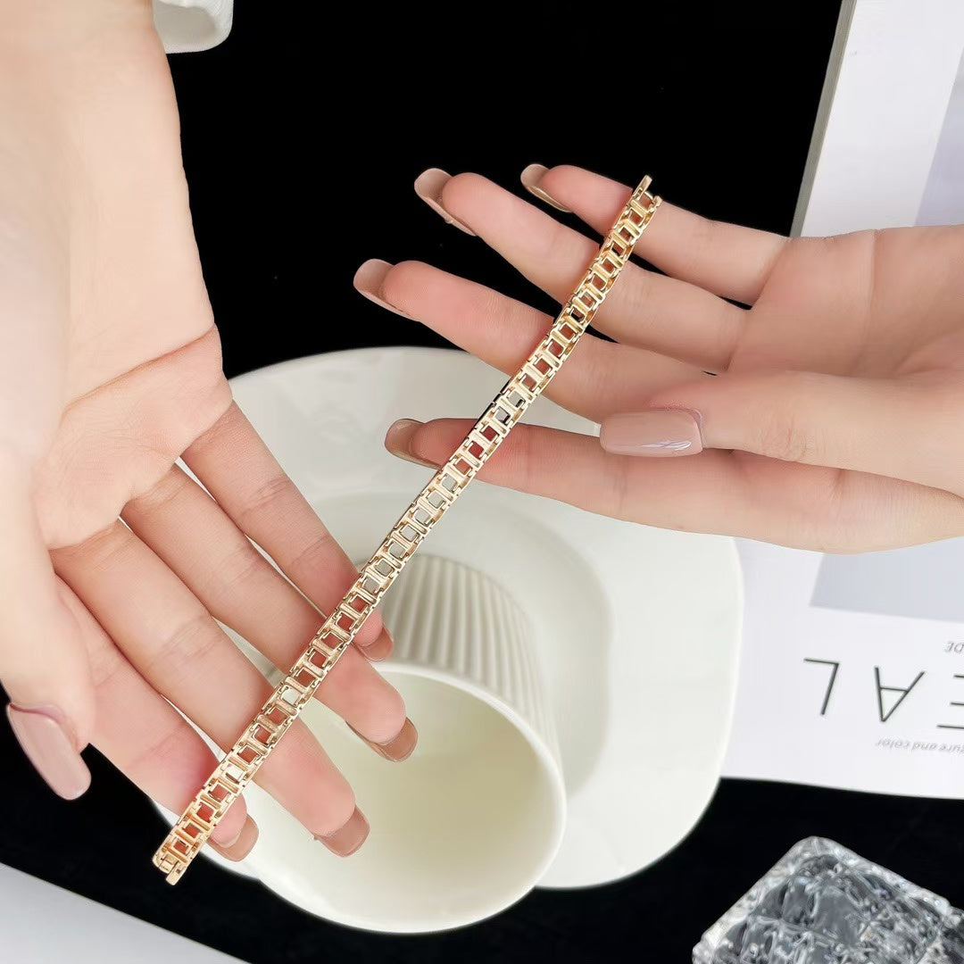 {
  "⭐Luxery jewelrys": "⭐高級ジュエリー",
  "TF CHAIN BRACELET": "TFチェーンブレスレット"
}