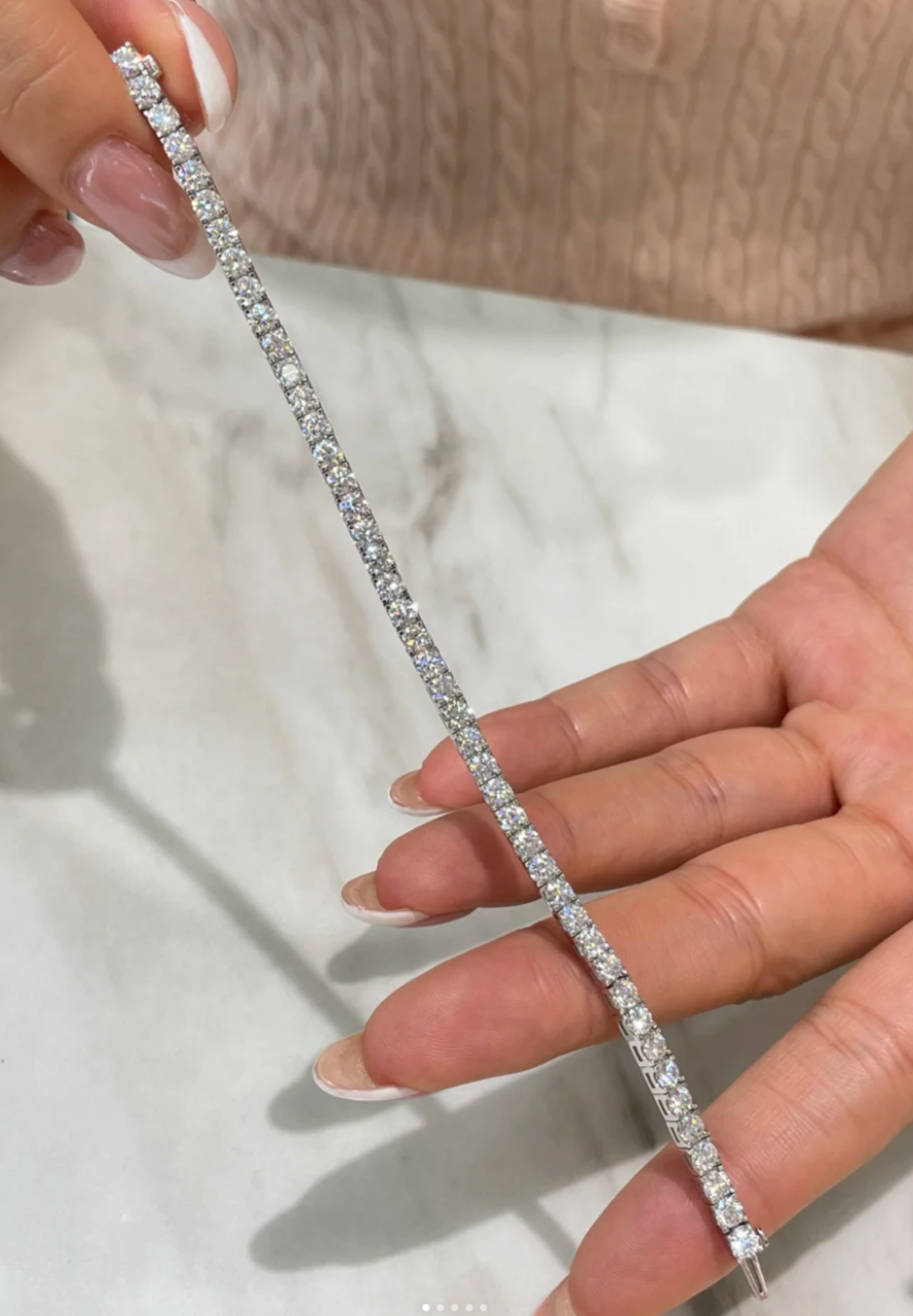 [Luxery]  CLASSIC BASEBALL BRACELAT, 52 DIAMOND