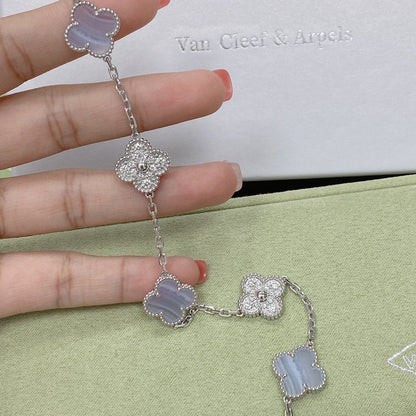 [Luxery] CLOVER 5 MOTIF PURPLE CHALCEDONY BRACELET COLLECTION