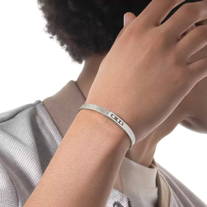 [Luxery]Move Noa Ciselé half pavé bangle