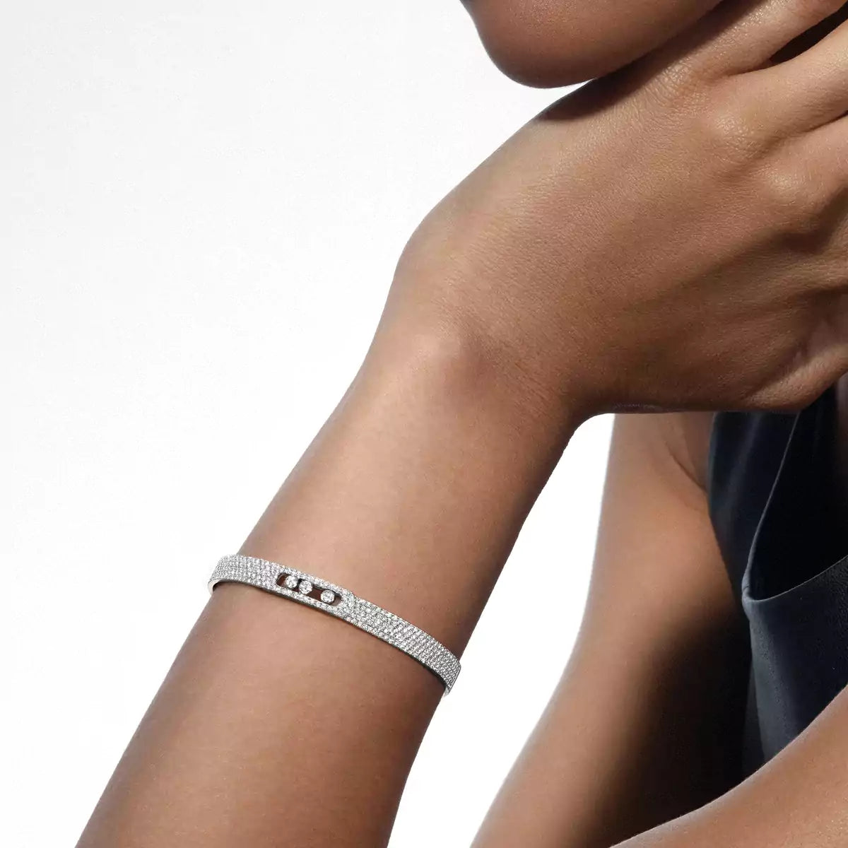 [Luxery]Move Noa Full Pavé Diamond Bangle Bracelet