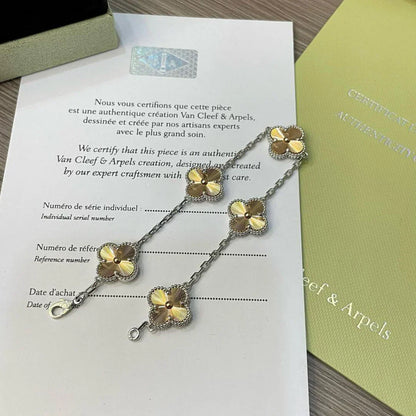 [Luxery] CLOVER 5 MOTIF LASER BRACELET COLLECTION
