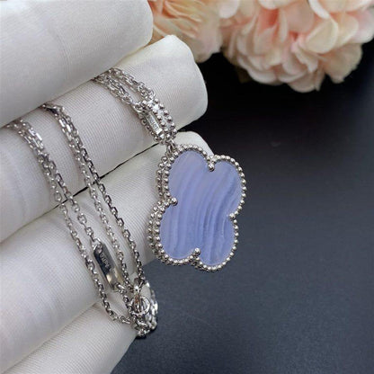 [Luxery]CLOVER SILVER CHALCEDONY BIG CLOVER NECKLACE