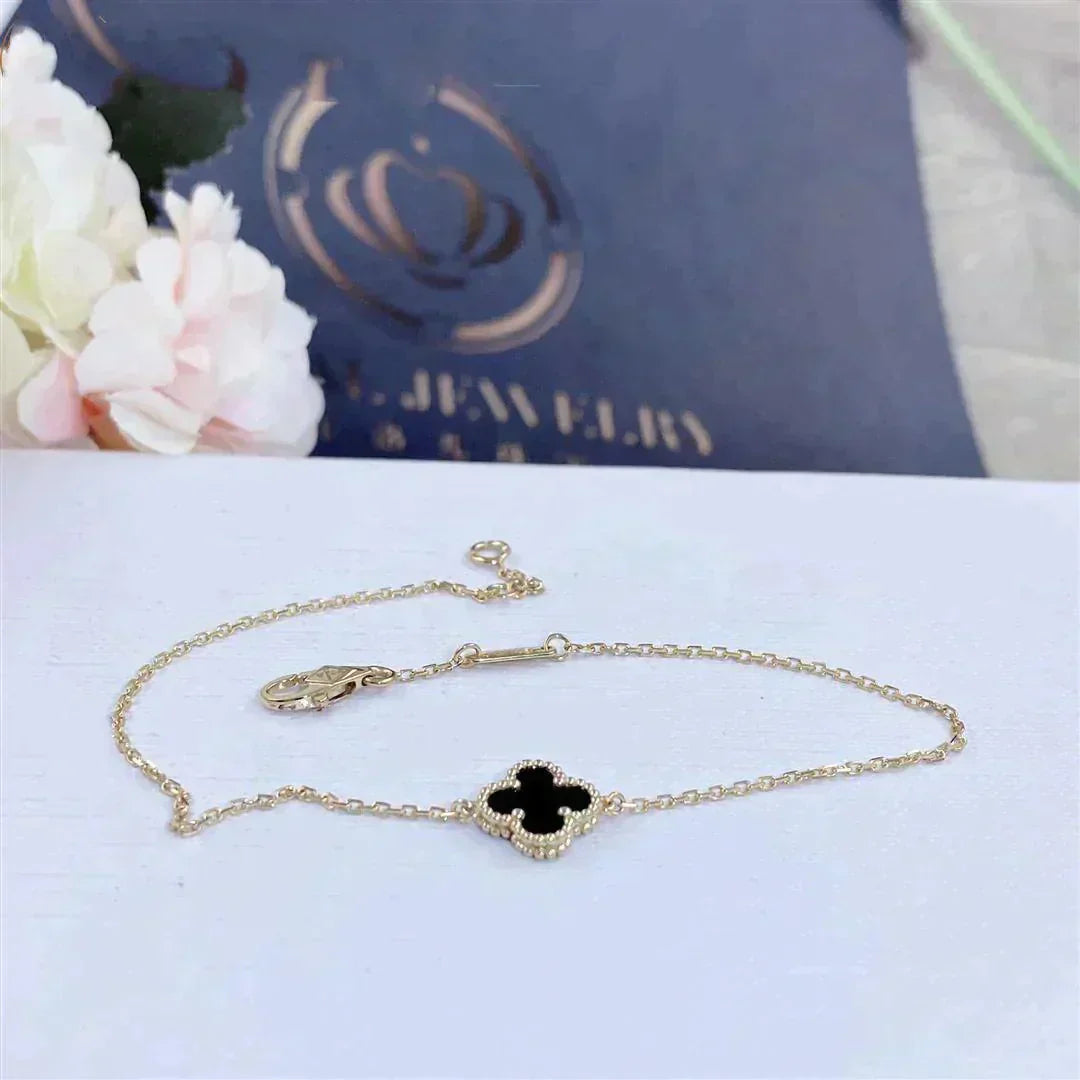 [Luxery]CLOVER ONYX SINGLE FLOWER BRACELET