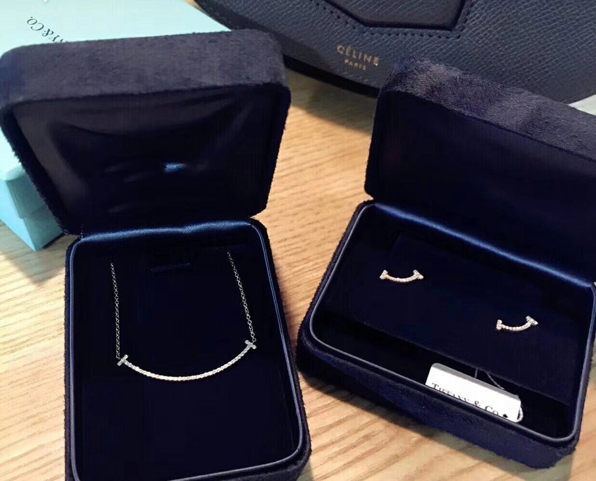 [⭐Luxery Jewels]SMILE DIAMOND EARRINGS
