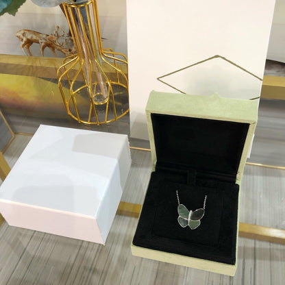 [Luxery]LARGE BUTTERFLY SILVER PENDANT DIAMOND NECKLACE