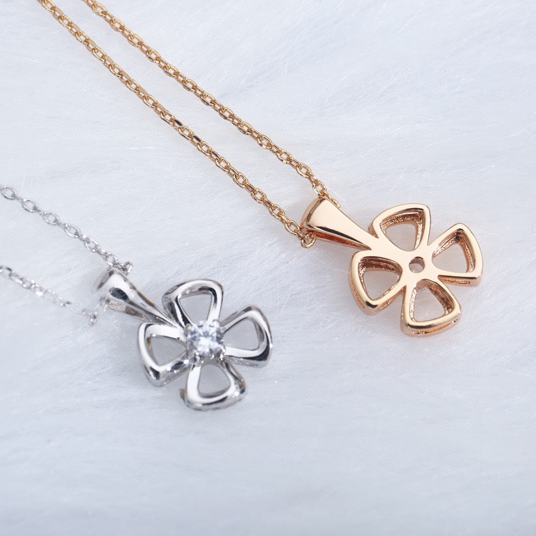 {
  "[⭐Luxery]FIOREVER NECKLACE DIAMOND CENTER": "[⭐ラグジュアリー] フィオレヴァー ネックレス ダイヤモンドセンター"
}