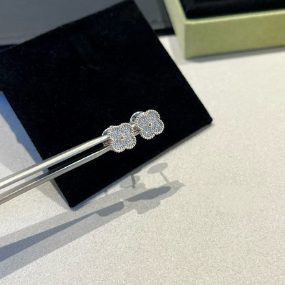 [Luxery]CLOVER MINI DIAMOND STUD EARRINGS