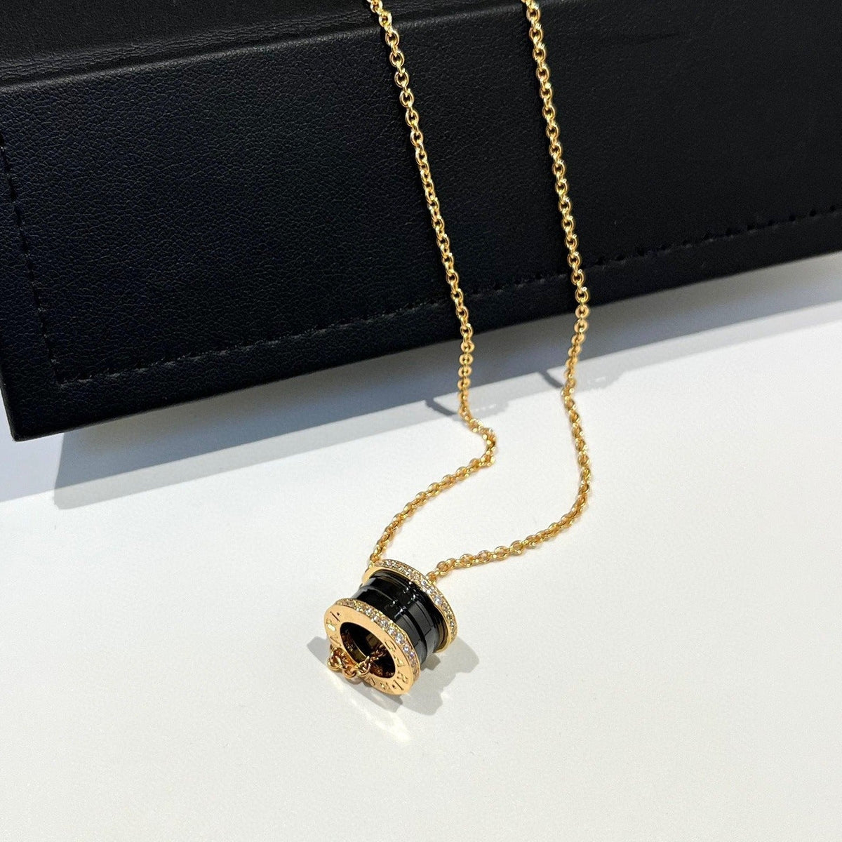 [⭐Luxus]ZERO 1 SCHWARZE KERAMIK DIAMANT ROSÉGOLD HALSKETTE